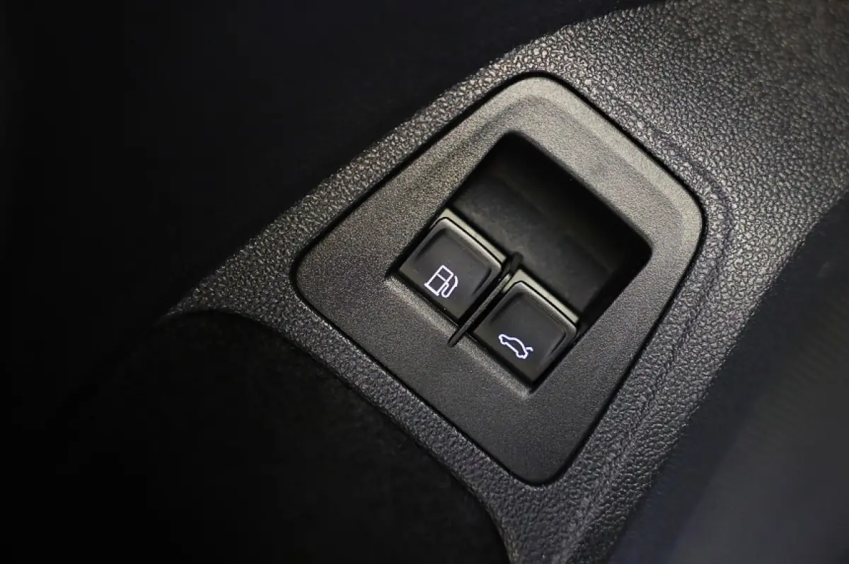 1.4 TSI eHybrid R-Line Business+ / Leder / Memory / Elek Stoelen / Acc / Dode Hoek / 360 Camera / Head Up / Pano
