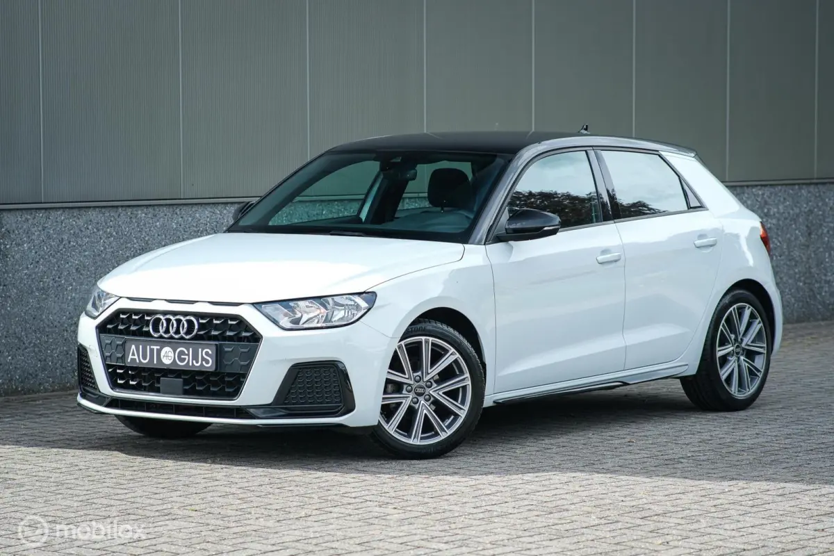 25 TFSI Automaat S-Line | Virtual Cockpit | Two-tone | NAP NL auto | Dealer onderhouden | DAB | Rijklaarprijs |