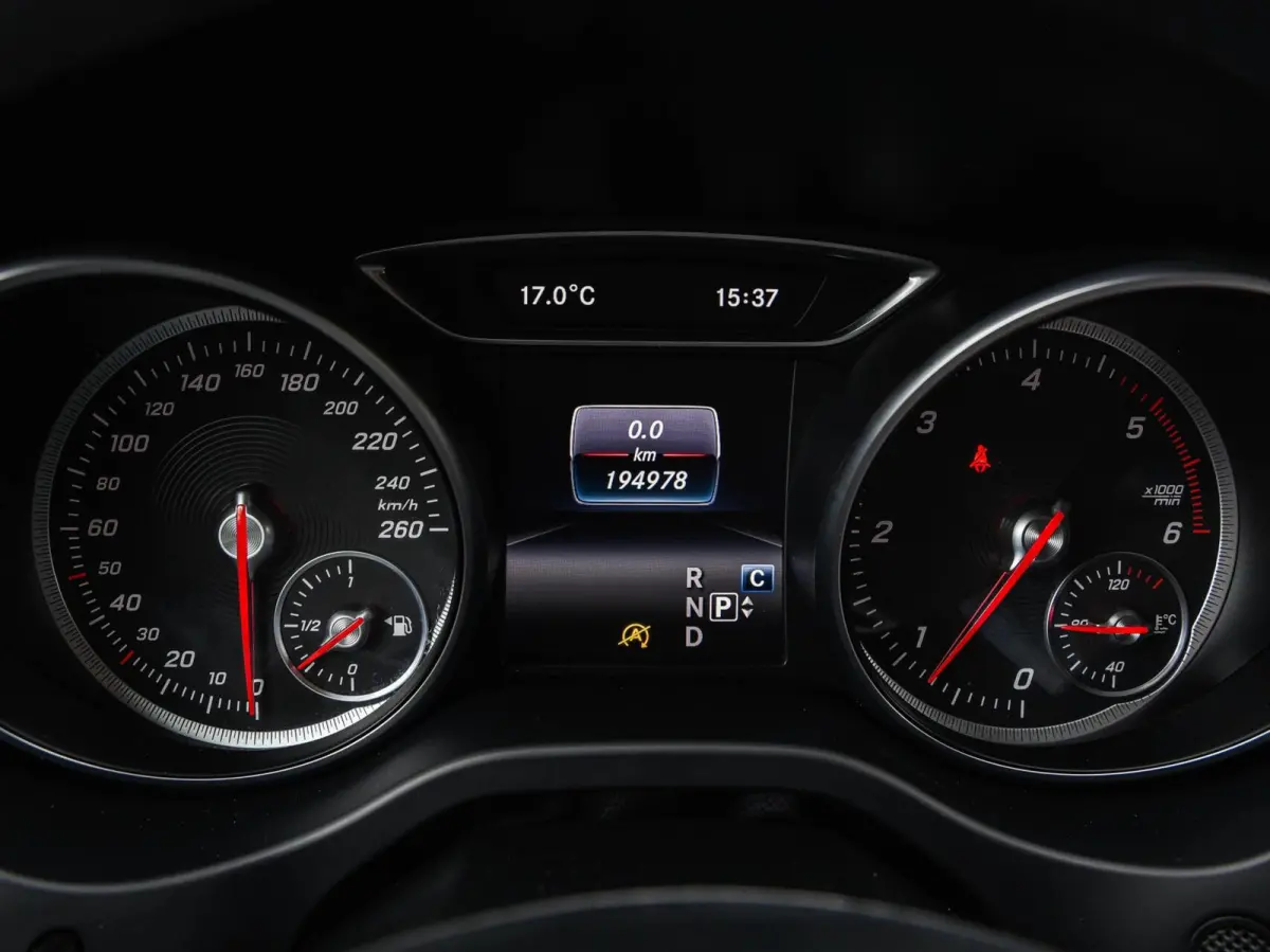 200 d AMG Line Panoramadak Sfeerverlichting Camera LED Stoelverwarming Night Edition