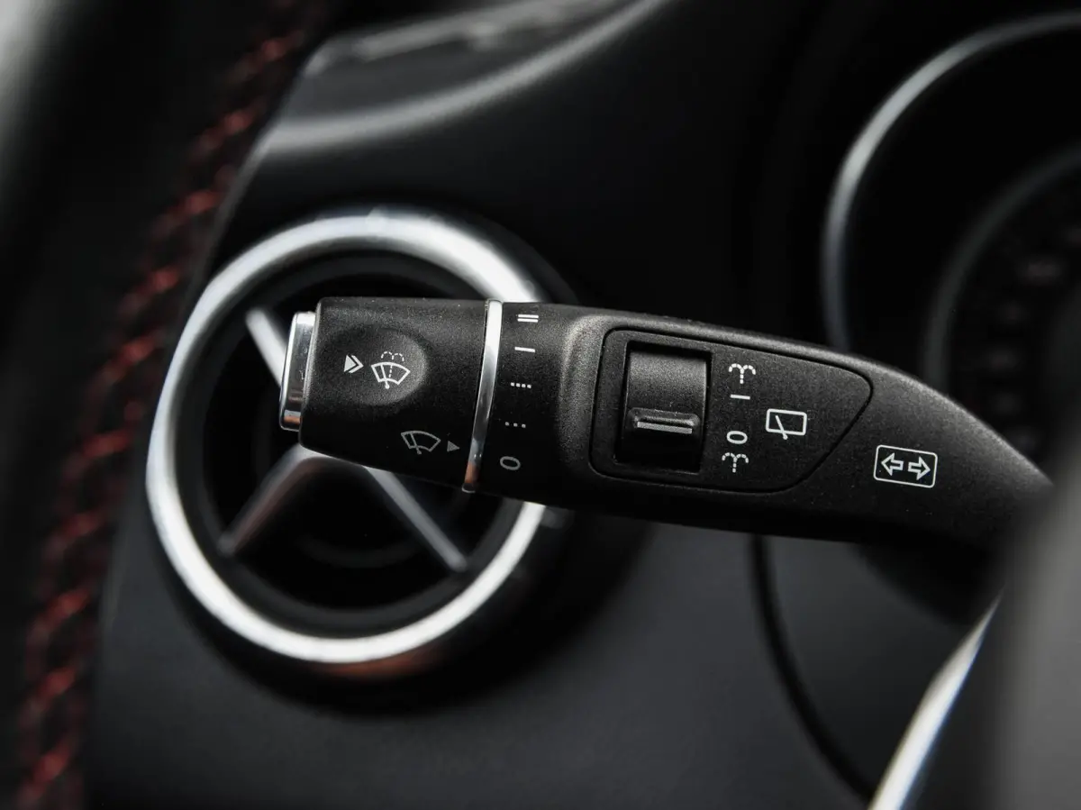 200 d AMG Line Panoramadak Sfeerverlichting Camera LED Stoelverwarming Night Edition