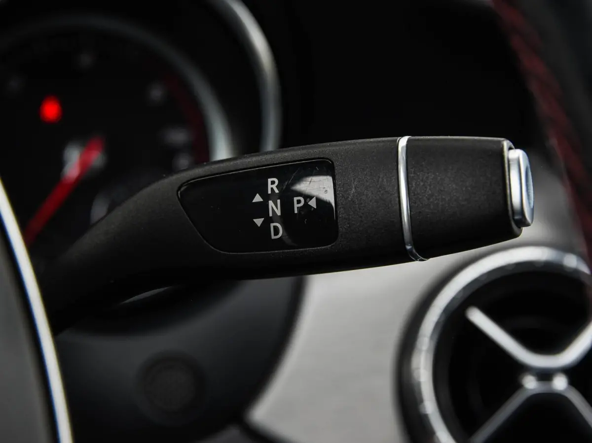200 d AMG Line Panoramadak Sfeerverlichting Camera LED Stoelverwarming Night Edition