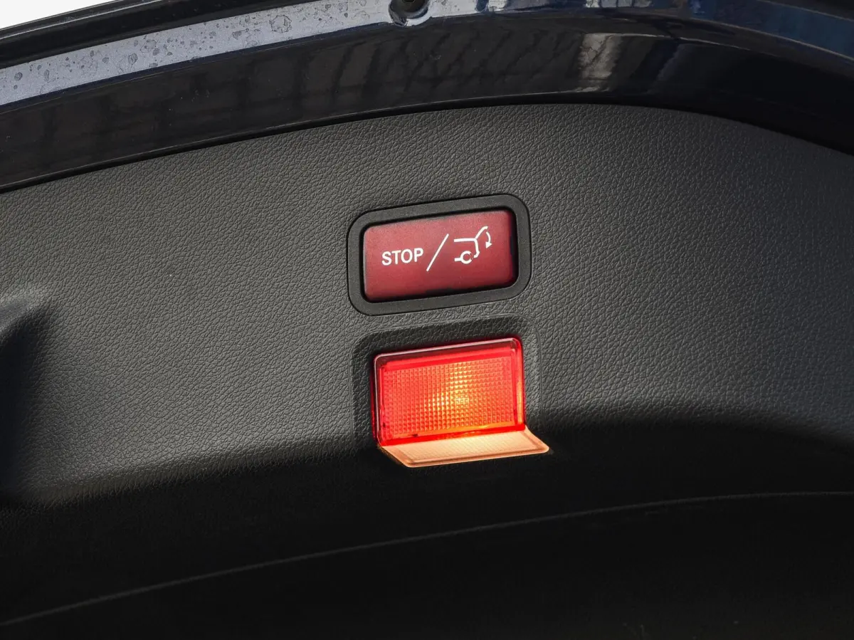 200 d AMG Line Panoramadak Sfeerverlichting Camera LED Stoelverwarming Night Edition