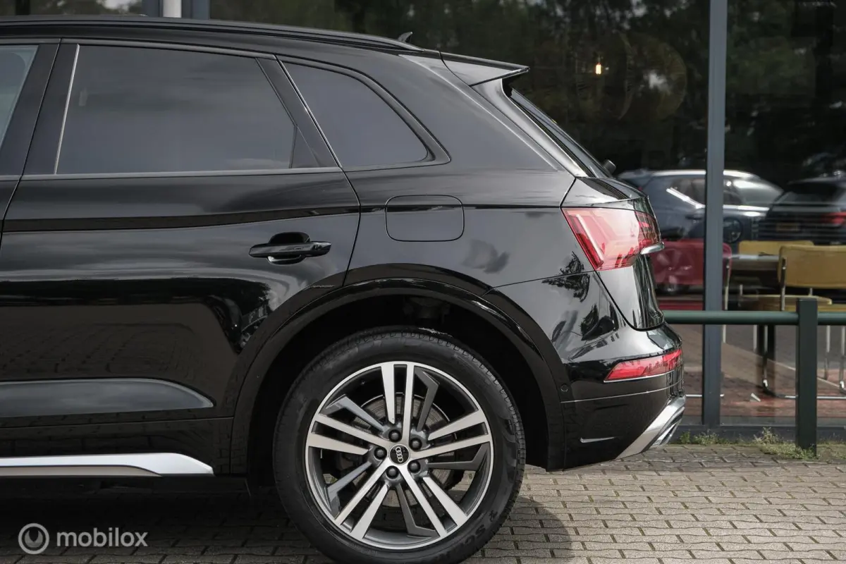 55 TFSI e S edition | Panoramadak | Massage |Adaptieve cruise | Head up display | Keyless | Matrix led | Sfeerverlichting | Stoelverwarming