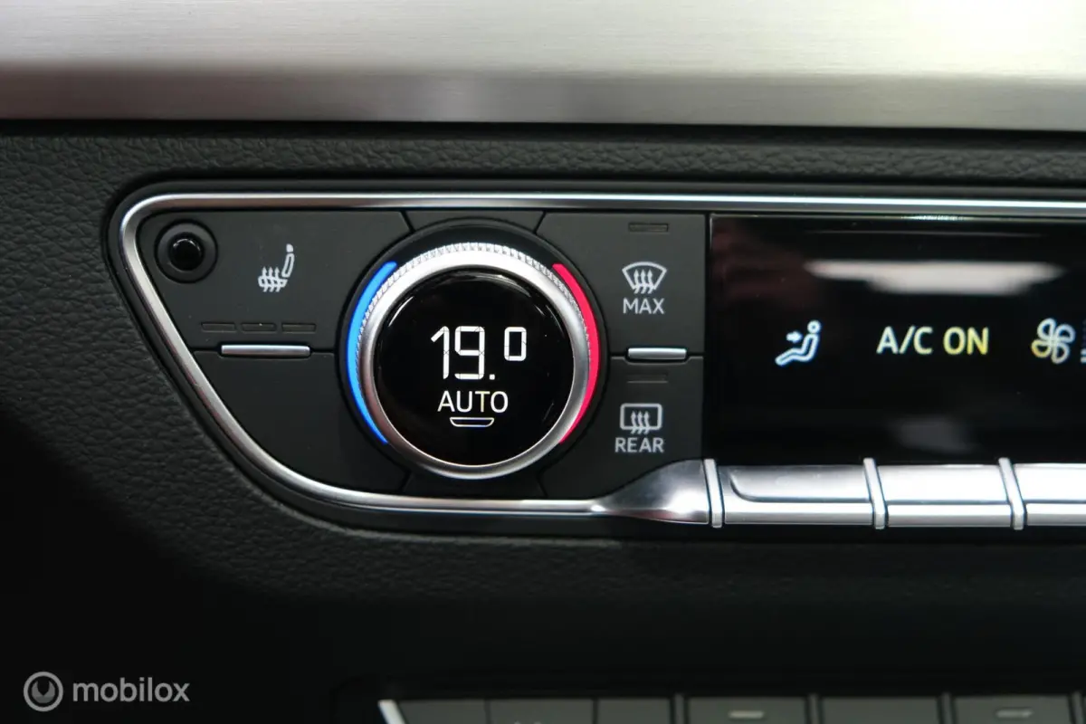 55 TFSI e S edition | Panoramadak | Massage |Adaptieve cruise | Head up display | Keyless | Matrix led | Sfeerverlichting | Stoelverwarming