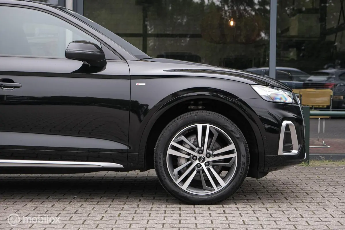 55 TFSI e S edition | Panoramadak | Massage |Adaptieve cruise | Head up display | Keyless | Matrix led | Sfeerverlichting | Stoelverwarming
