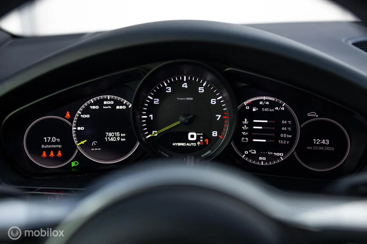 E-Hybrid | Quarzite Grey Metallic | Sport Chrono | Luchtvering | 22” BC Forged EH675 | BTW-auto