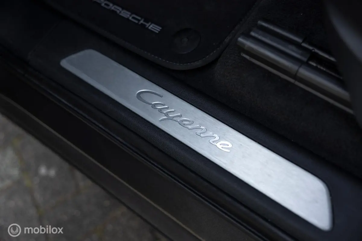 E-Hybrid | Quarzite Grey Metallic | Sport Chrono | Luchtvering | 22” BC Forged EH675 | BTW-auto