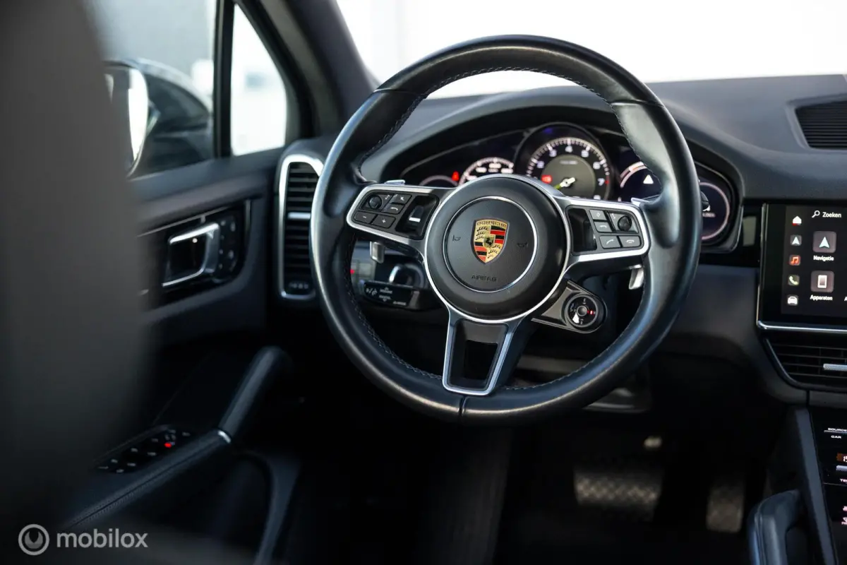 E-Hybrid | Quarzite Grey Metallic | Sport Chrono | Luchtvering | 22” BC Forged EH675 | BTW-auto
