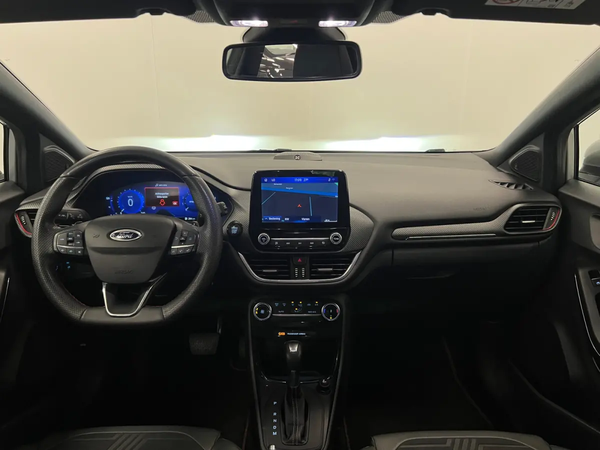 1.0 EcoB 125 PK / M. Hybrid ST-LINE / AUTOMAAT / TREKH. / H.LEDER /
