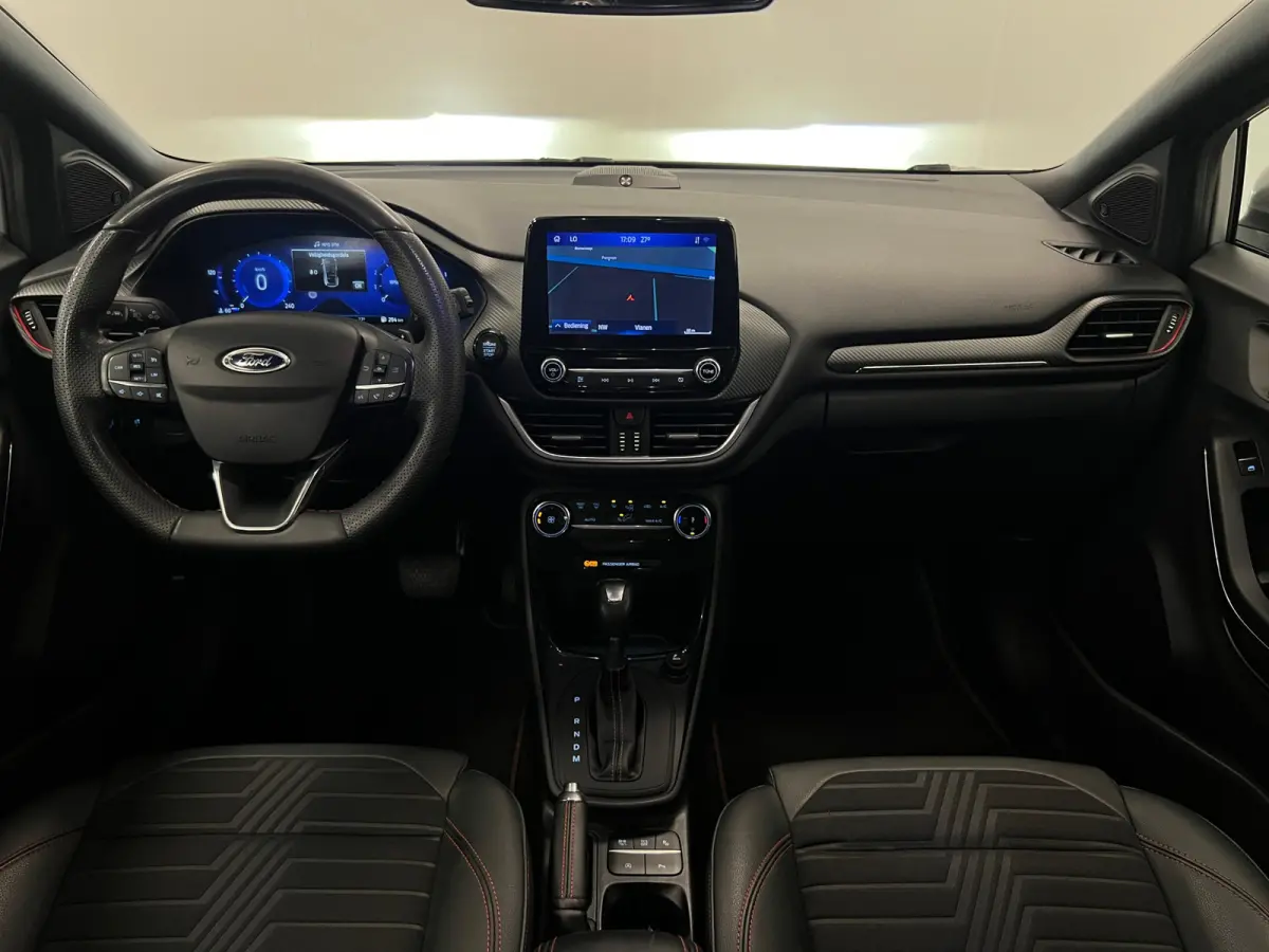 1.0 EcoB 125 PK / M. Hybrid ST-LINE / AUTOMAAT / TREKH. / H.LEDER /