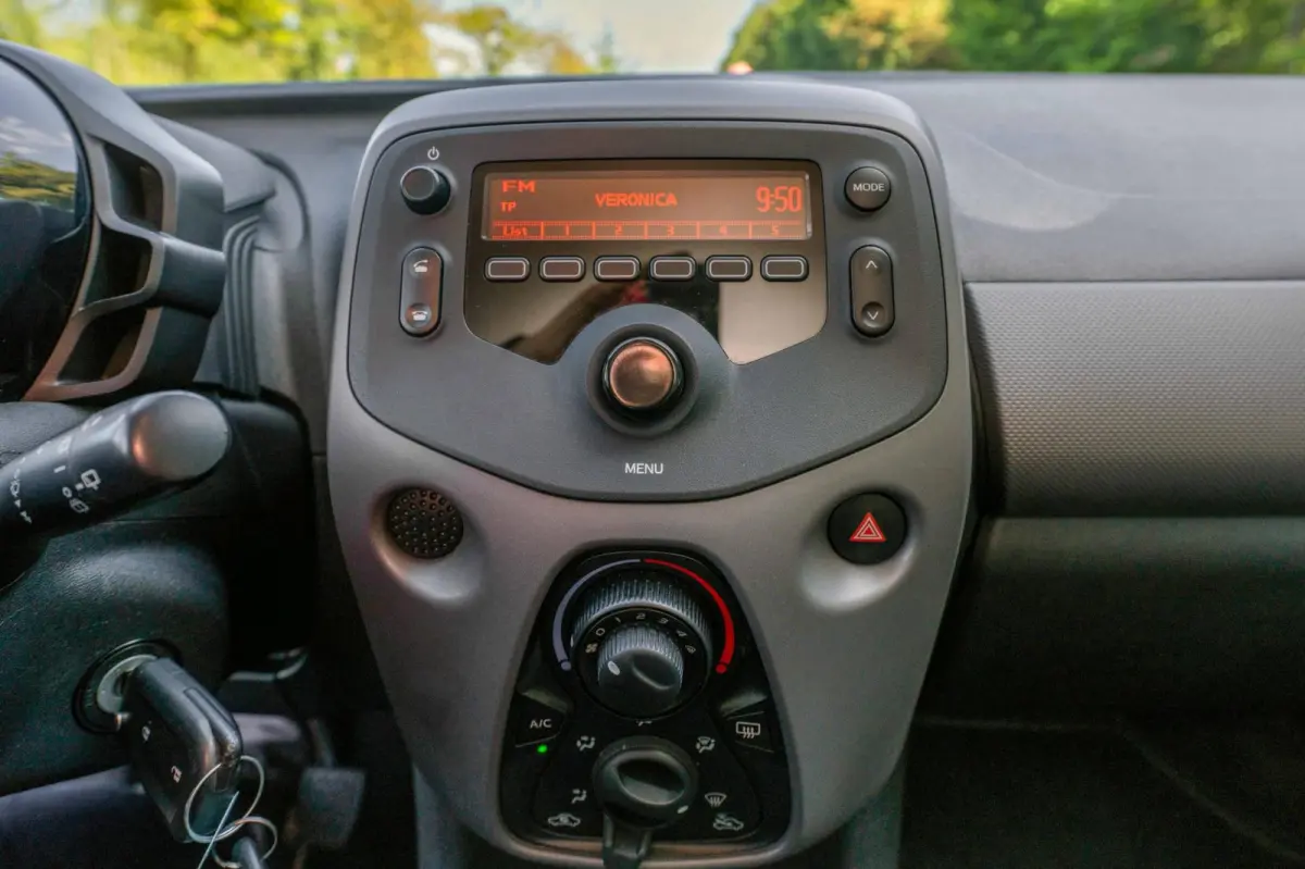 1.0 e-VTi Active 40.380 km +NAP NL-auto