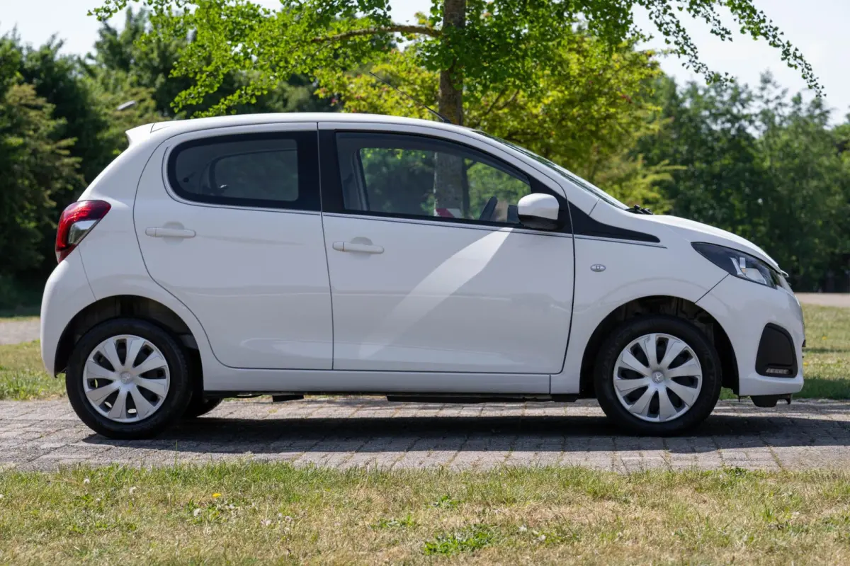 1.0 e-VTi Active 40.380 km +NAP NL-auto