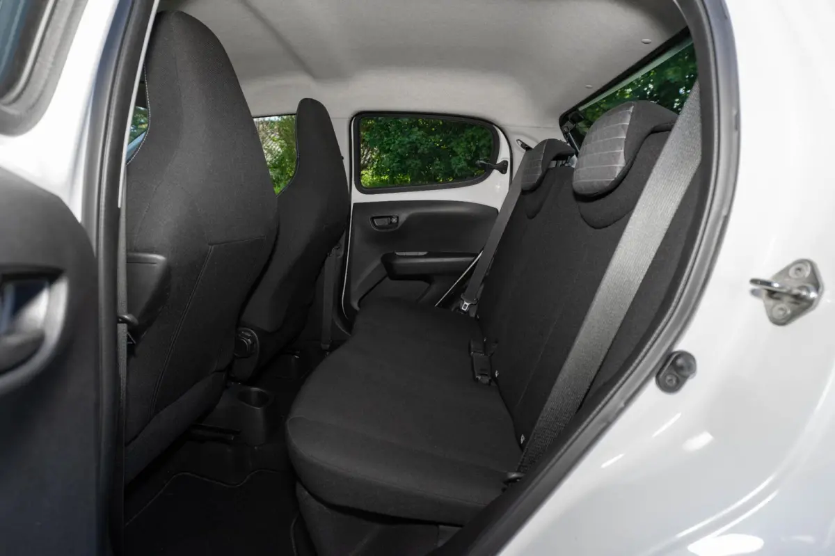 1.0 e-VTi Active 40.380 km +NAP NL-auto