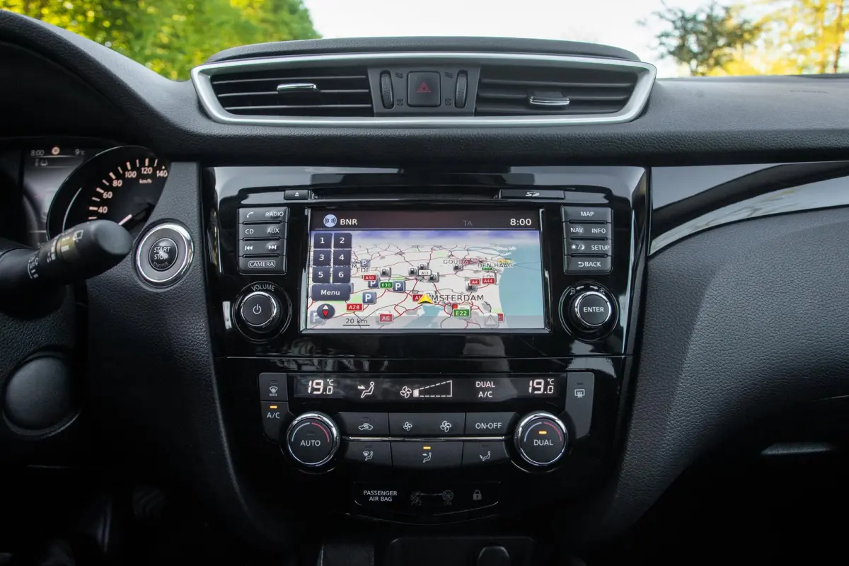 1.6 N-Connecta 1e Eig. 50.100 km +NAP NL-auto