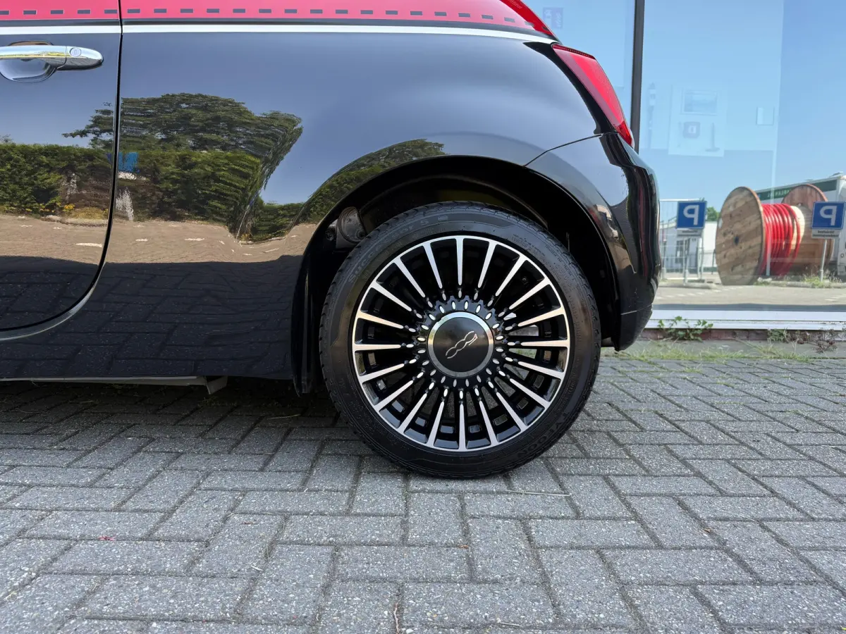 0.9 TwinAir Turbo Lounge Bi Colore - Media - Airco - 16” lmv - Org.NL