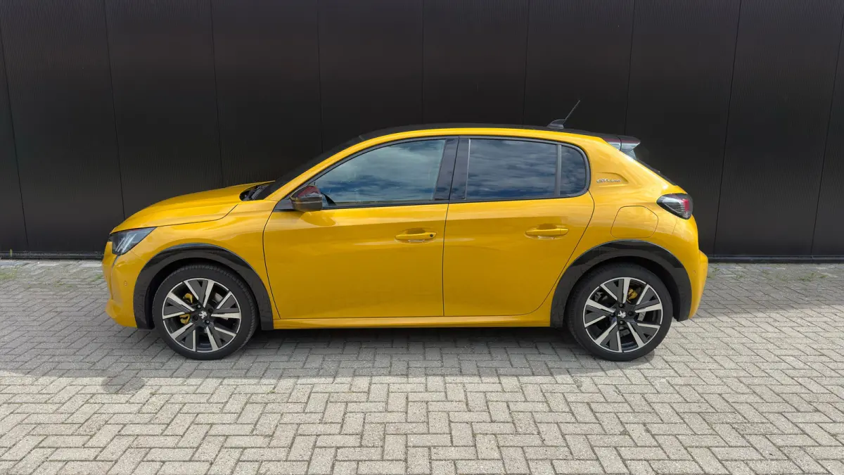 1.2 PureTech GT-Line | Achteruitrijcamera | Airco (automatisch) | Airco (automatisch)