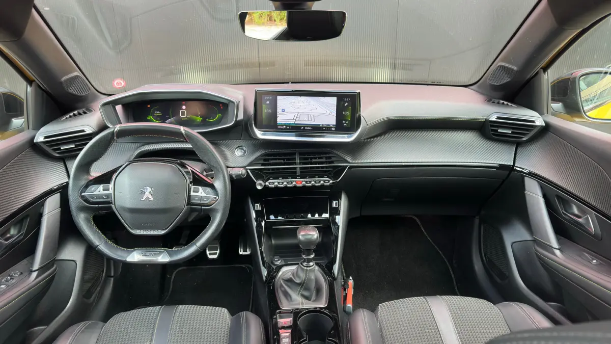 1.2 PureTech GT-Line | Achteruitrijcamera | Airco (automatisch) | Airco (automatisch)