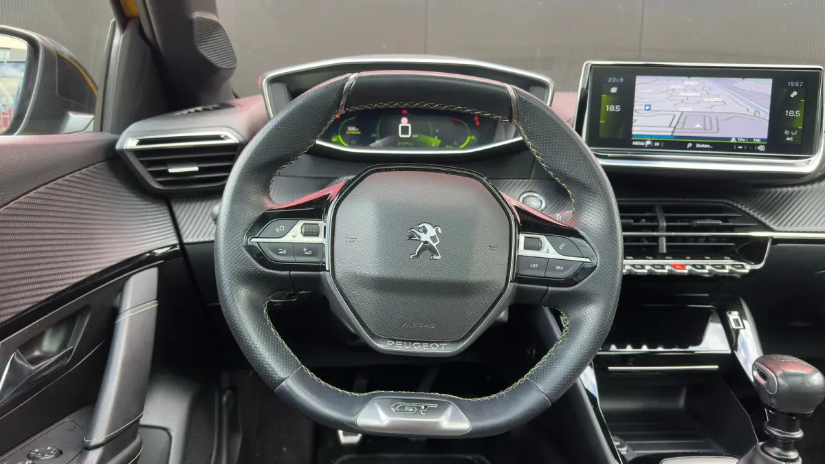 1.2 PureTech GT-Line | Achteruitrijcamera | Airco (automatisch) | Airco (automatisch)