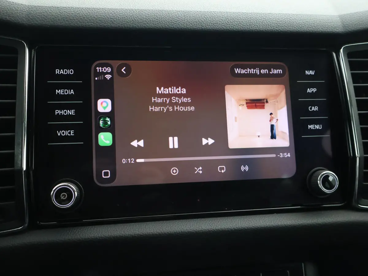 1.4 TSI ACT 150 PK DSG + LED | STOELVERWARMING | APPLE CARPLAY | NAVIGATIE | PRIVACY GLASS