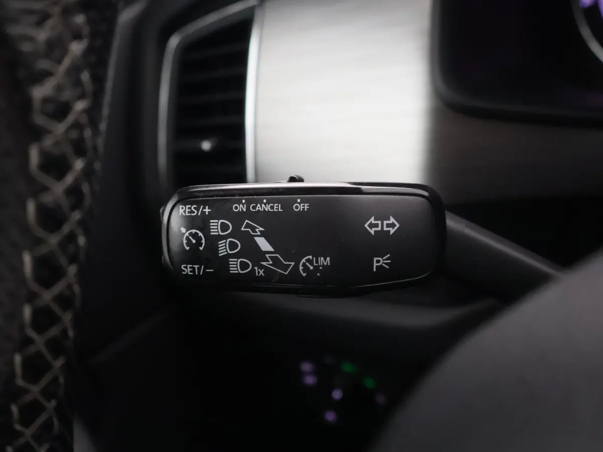 1.4 TSI ACT 150 PK DSG + LED | STOELVERWARMING | APPLE CARPLAY | NAVIGATIE | PRIVACY GLASS