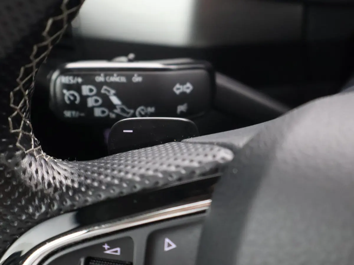1.4 TSI ACT 150 PK DSG + LED | STOELVERWARMING | APPLE CARPLAY | NAVIGATIE | PRIVACY GLASS