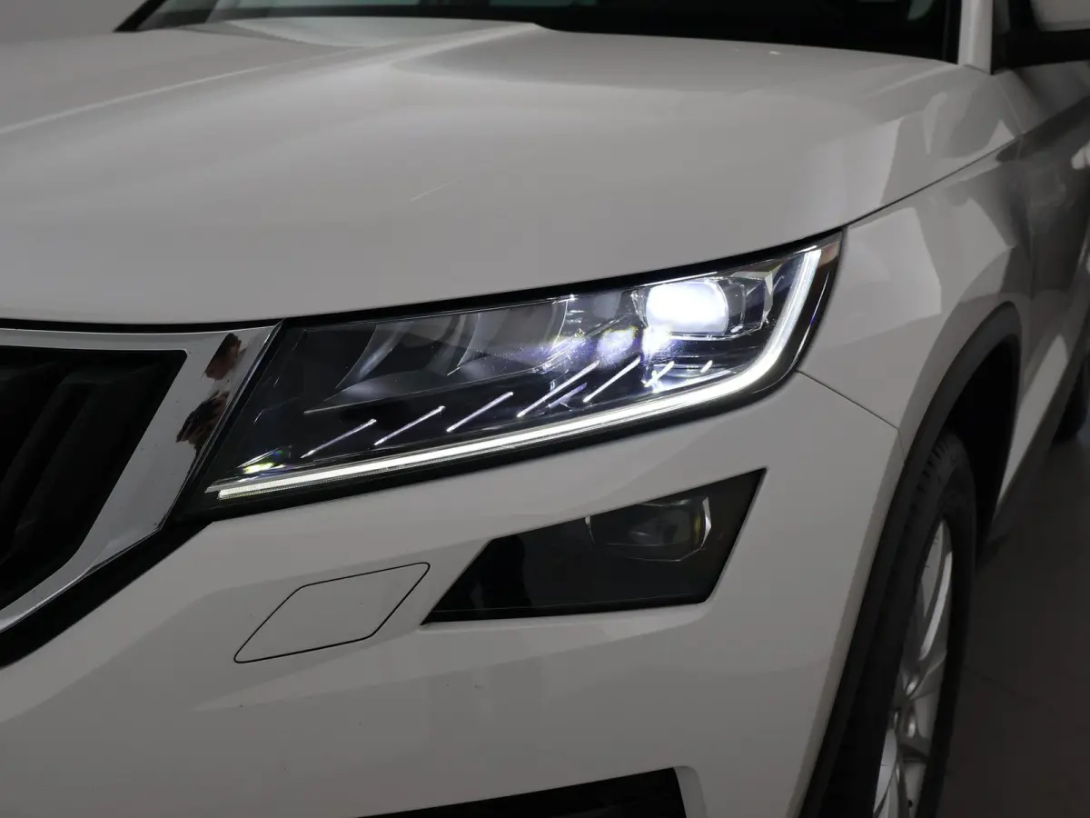 1.4 TSI ACT 150 PK DSG + LED | STOELVERWARMING | APPLE CARPLAY | NAVIGATIE | PRIVACY GLASS