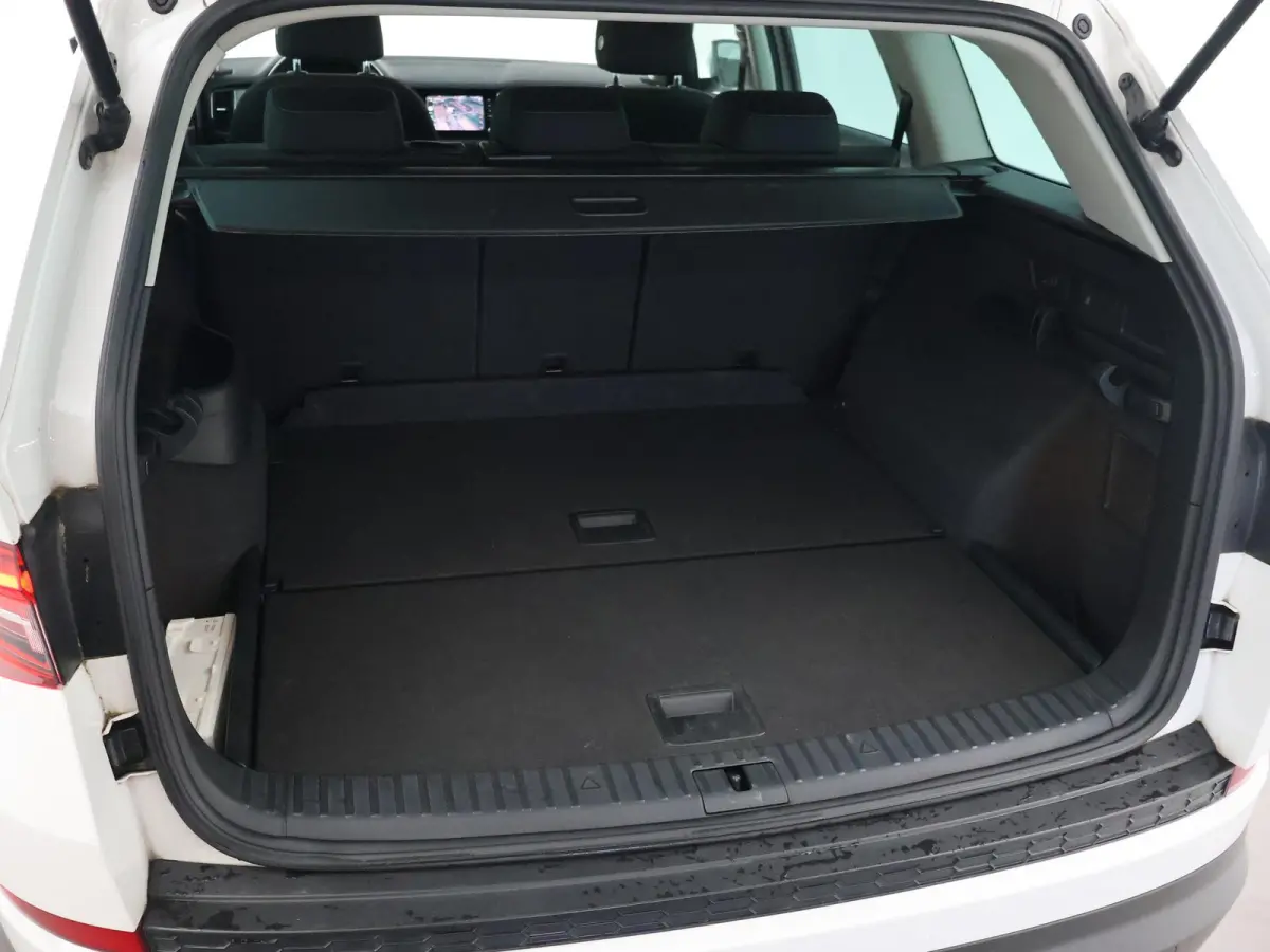 1.4 TSI ACT 150 PK DSG + LED | STOELVERWARMING | APPLE CARPLAY | NAVIGATIE | PRIVACY GLASS