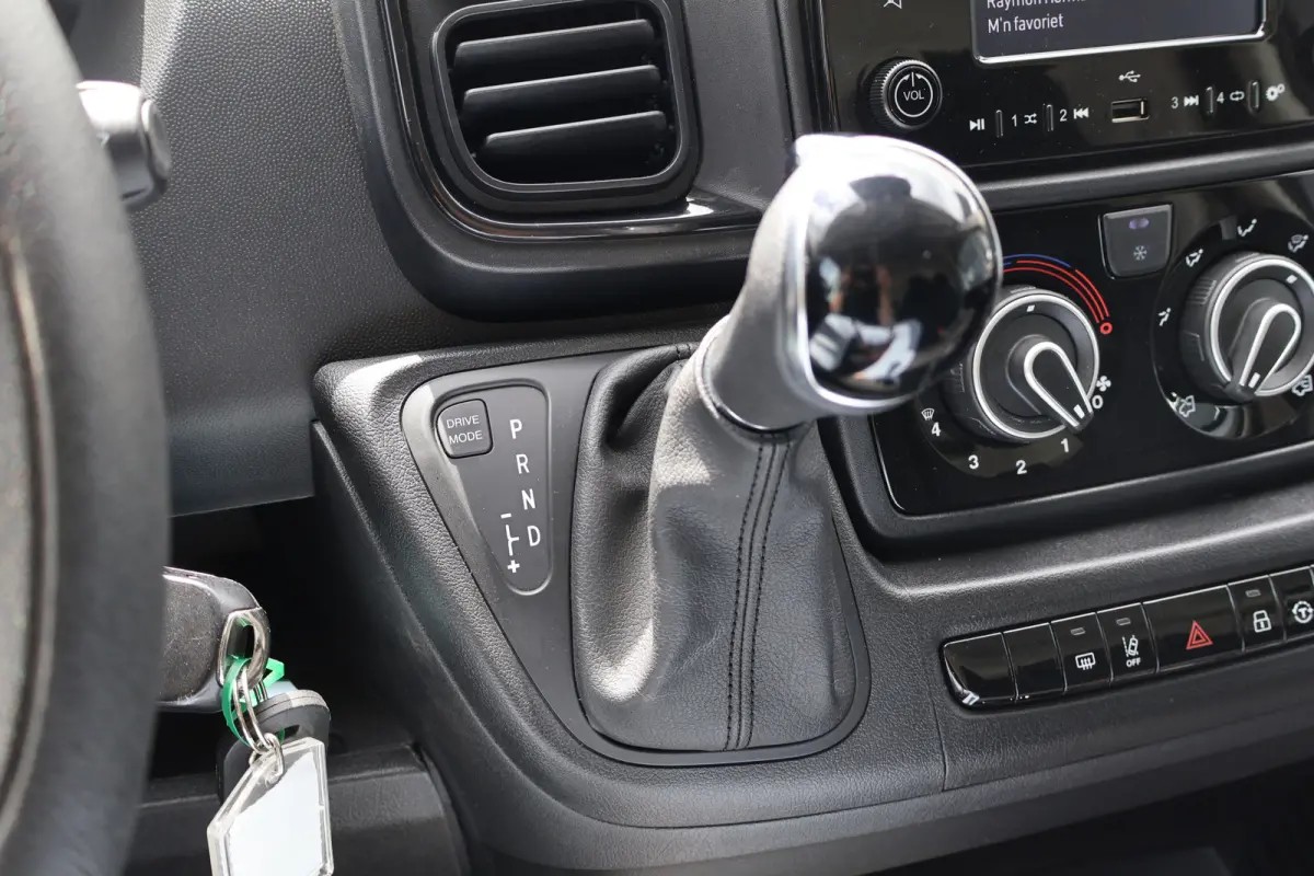 2.0 MJ L4 H2 180pk Automaat Airco Navigatie Camera