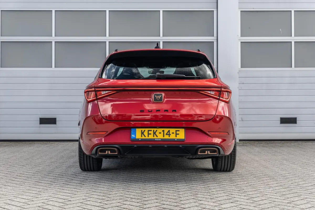 1.4 e-Hybrid 204pk Business | SoH 94% | Panoramadak | Stoelverwarming | Navigatie | Full Link