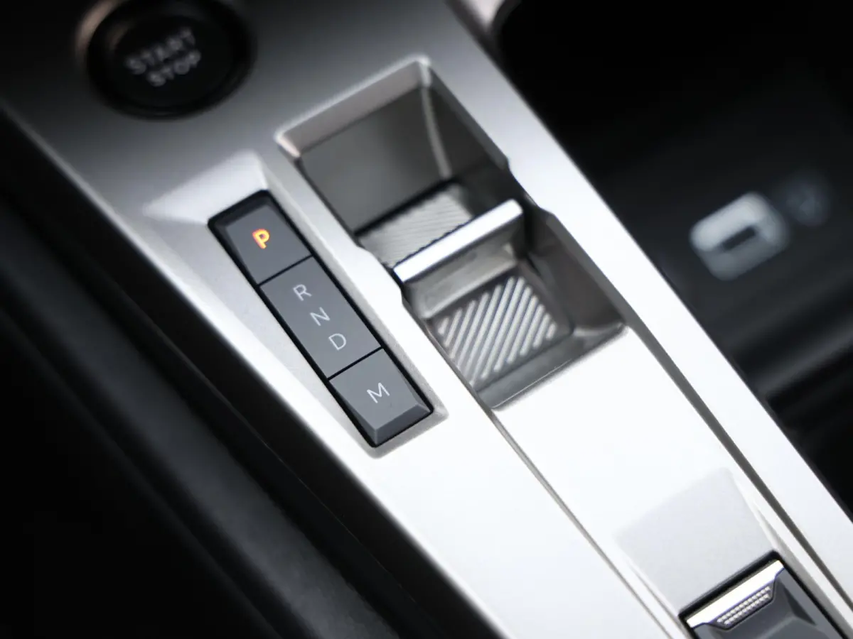 1.2 Hybrid 145 e-DCS6 GT | 360 graden Camera | Adaptieve cruise control | GT interieur met sportstoelen