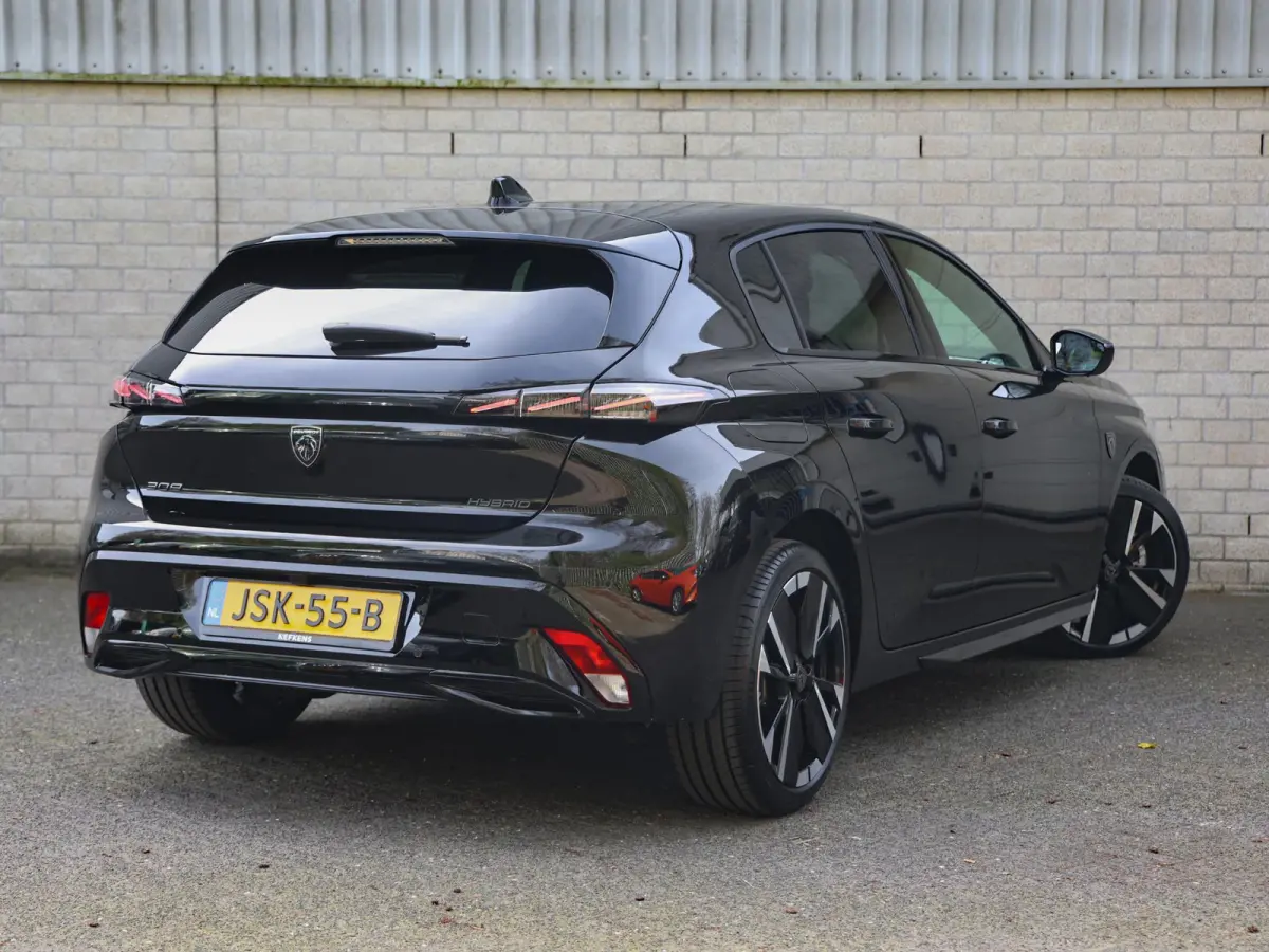 1.2 Hybrid 145 e-DCS6 GT | 360 graden Camera | Adaptieve cruise control | GT interieur met sportstoelen