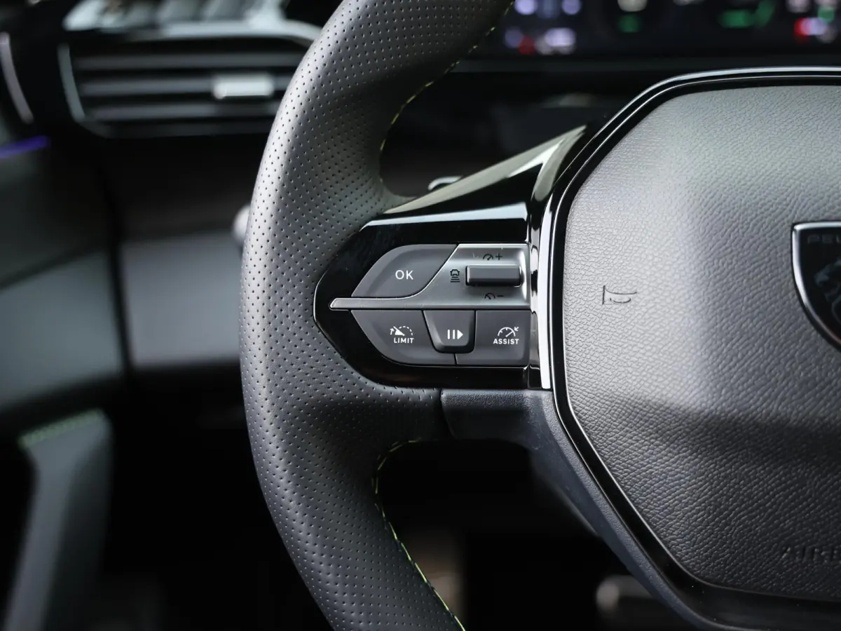 1.2 Hybrid 145 e-DCS6 GT | 360 graden Camera | Adaptieve cruise control | GT interieur met sportstoelen