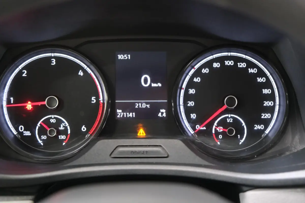 2.0 TDI L2H1 30 DC