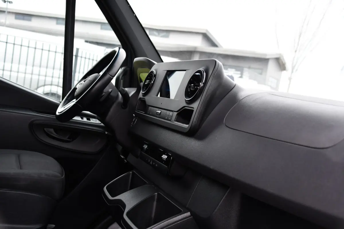 315 1.9 CDI L2H2 AMG Edition Adaptieve Cruise, Camera, Carplay, 150pk, LED, Dodehoek, Sensoren, Multimedia, Uniek!