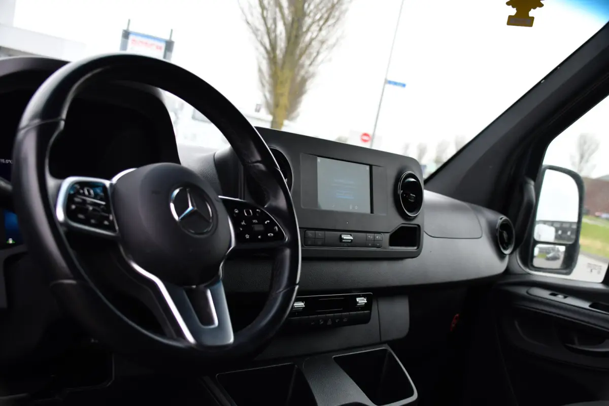 315 1.9 CDI L2H2 AMG Edition Adaptieve Cruise, Camera, Carplay, 150pk, LED, Dodehoek, Sensoren, Multimedia, Uniek!