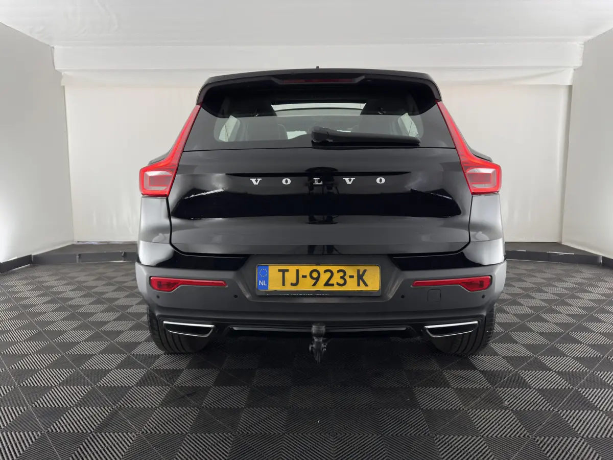 1.5 T3 R-Design *PANO | LEATHER-MICROFIBRE | FULL-LED | HARMAN/KARDON | HEATED-SPORTSEATS | DIGI-COCKPIT | NAVI-FULLMAP | ECC | PDC | CRUISE | TOWBAR | 18''ALU*