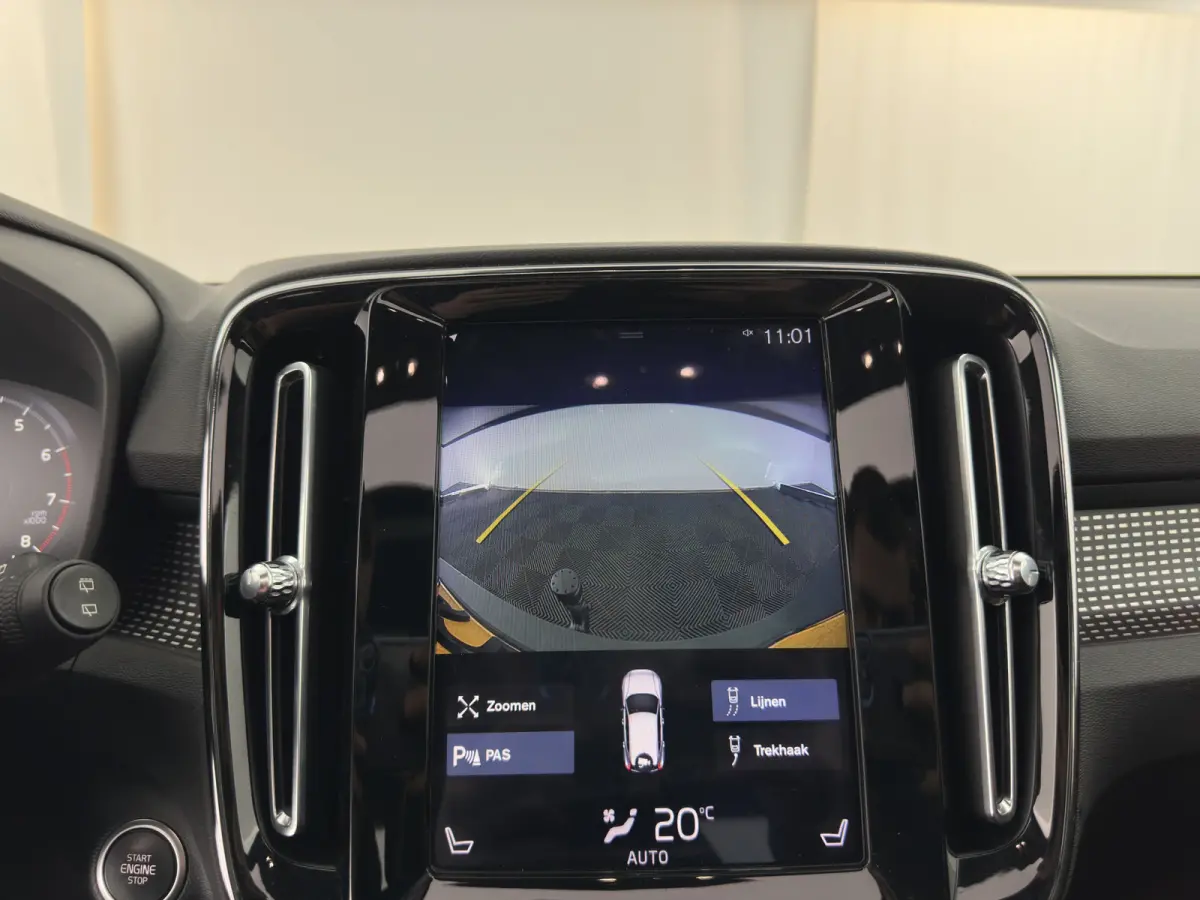 1.5 T3 R-Design *PANO | LEATHER-MICROFIBRE | FULL-LED | HARMAN/KARDON | HEATED-SPORTSEATS | DIGI-COCKPIT | NAVI-FULLMAP | ECC | PDC | CRUISE | TOWBAR | 18''ALU*