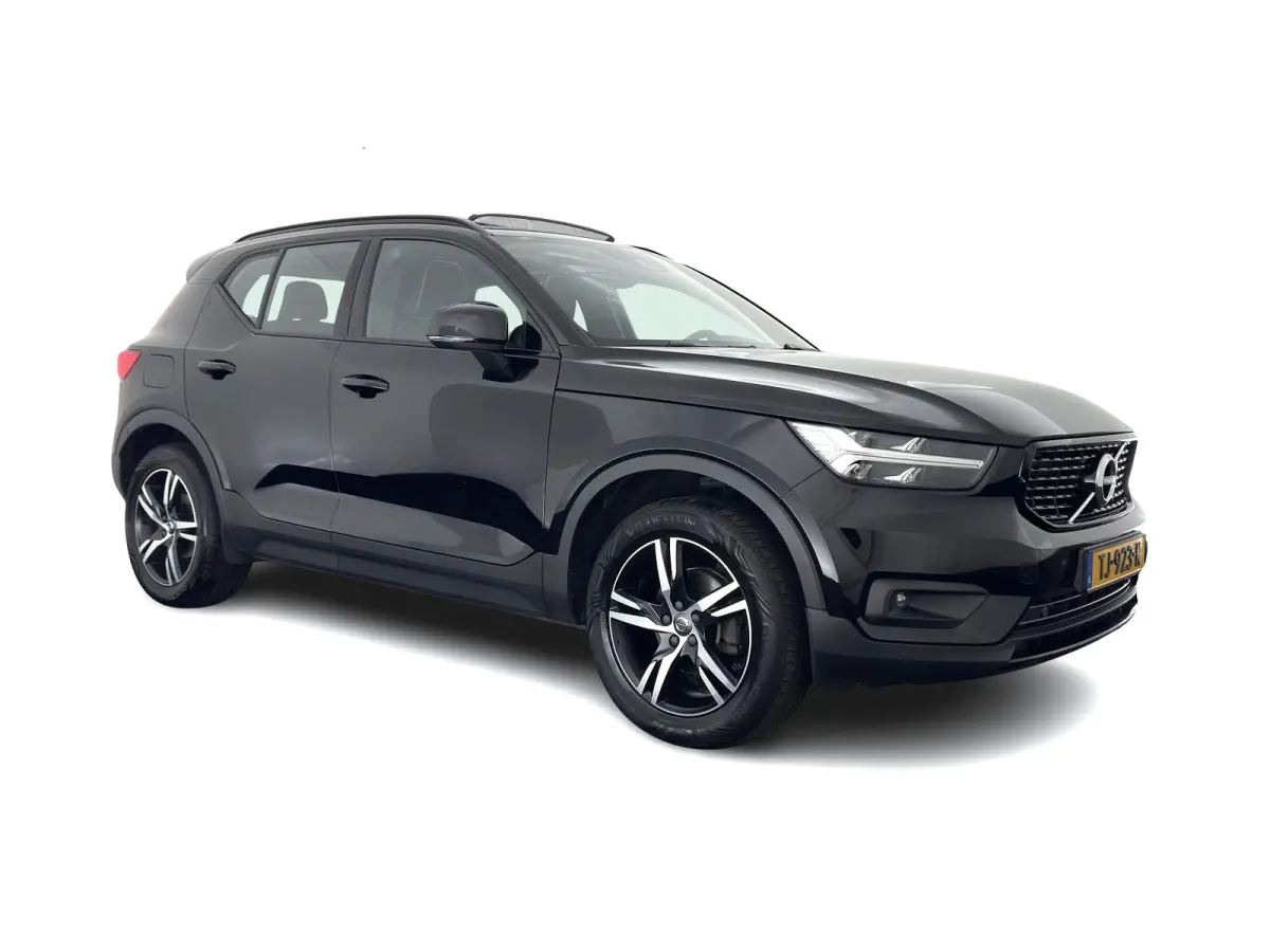 1.5 T3 R-Design *PANO | LEATHER-MICROFIBRE | FULL-LED | HARMAN/KARDON | HEATED-SPORTSEATS | DIGI-COCKPIT | NAVI-FULLMAP | ECC | PDC | CRUISE | TOWBAR | 18''ALU*
