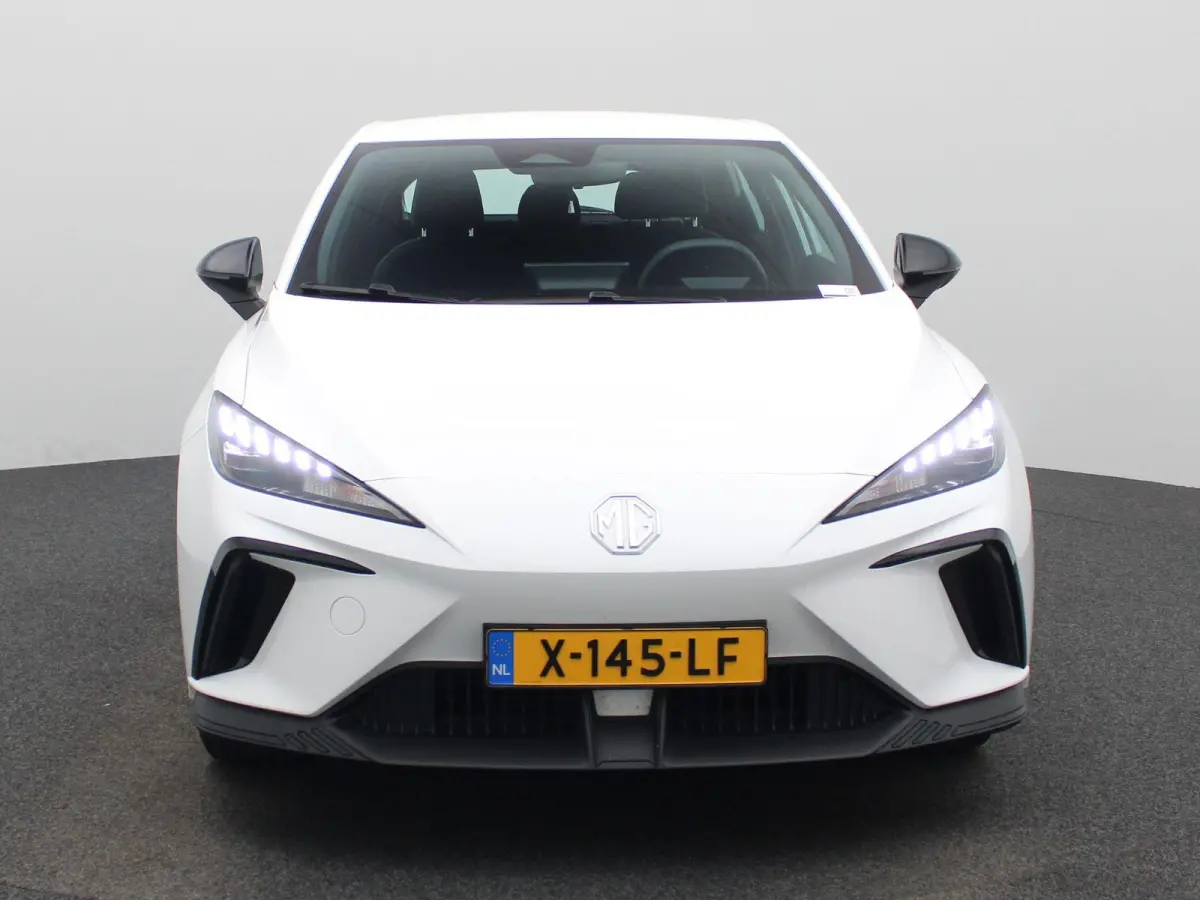 Standard 51 kWh | CLIMATE CONTROL | PARKEERSENSOREN | LED