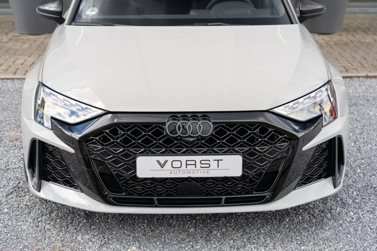 RS 3 2.5 TFSI quattro Pano Sonos Carbon Schaalstoelen