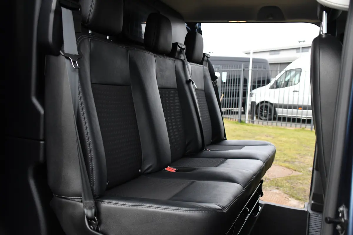 320 2.0 TDCI L1H1 Sport DC Camera, Cruise, Carplay, 170pk, 2 x Schuifdeur, Automaat, LED, Leder, Stoelverwarming, Uniek!