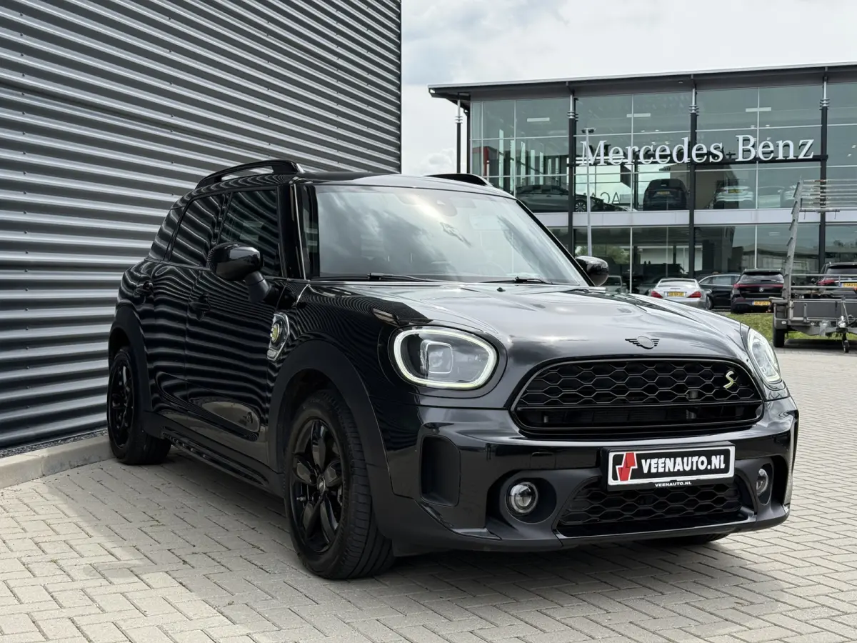 2.0 Cooper SE ALL4 Leder/Camera/Apple