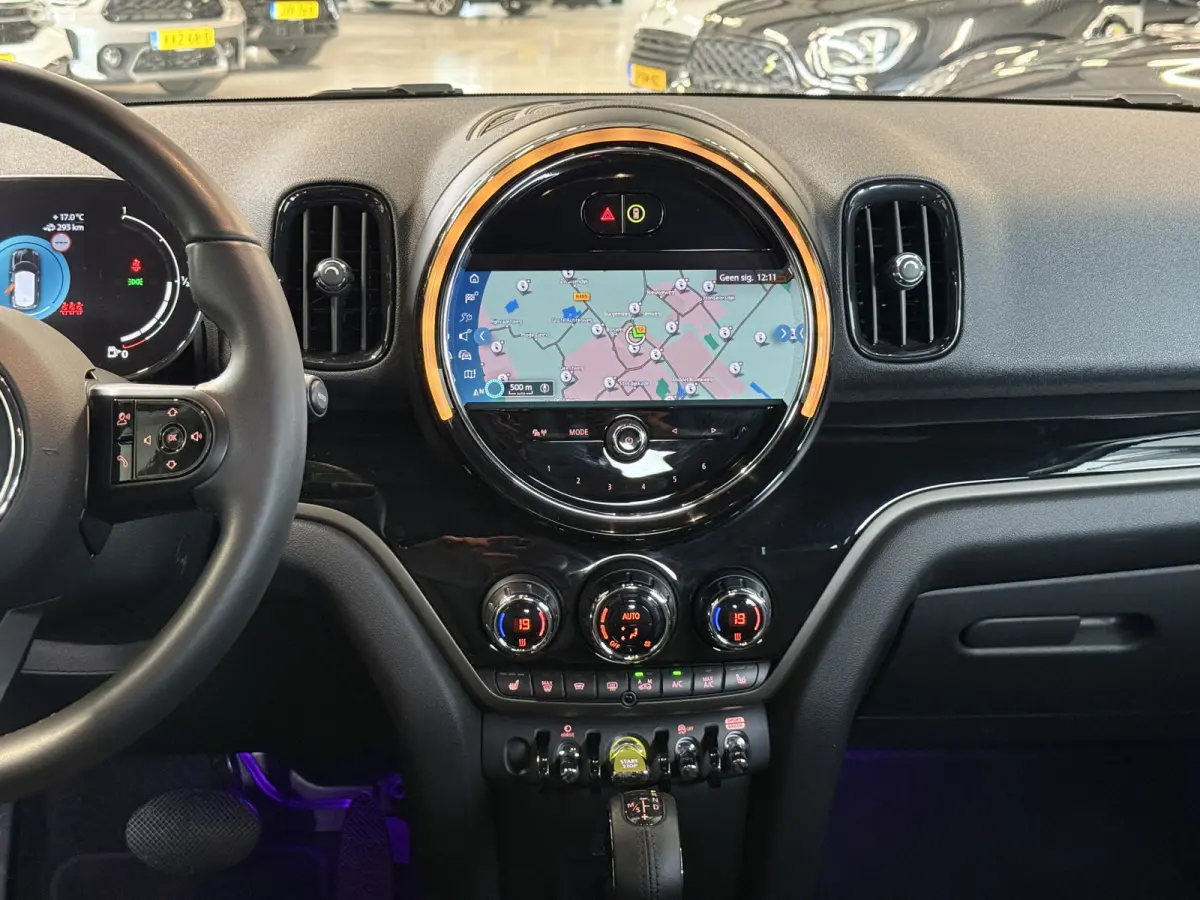2.0 Cooper SE ALL4 Leder/Camera/Apple