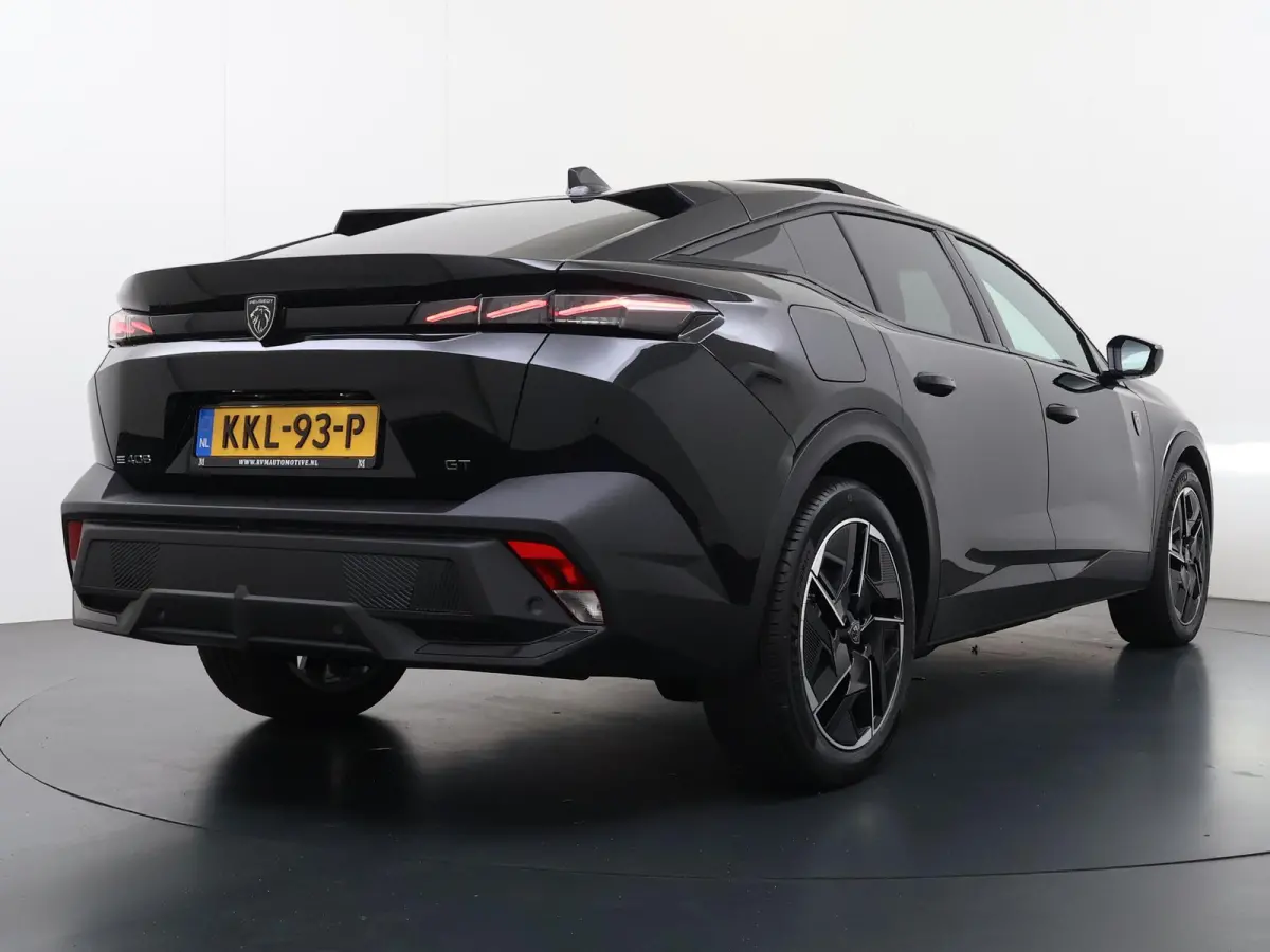 GT 58 kWh VAN:43.740,- VOOR:35.877,- UW HERFSTVOORDEEL:7.863,-NIEUWE AUTO 13KM!| FULL OPTION| PANO| FOCAL AUDIO| 360 CAMERA| ELEKTRISCHE ACHTERKLEP| ELEK. STOELEN| STOEL + STUURVERWARMING ME