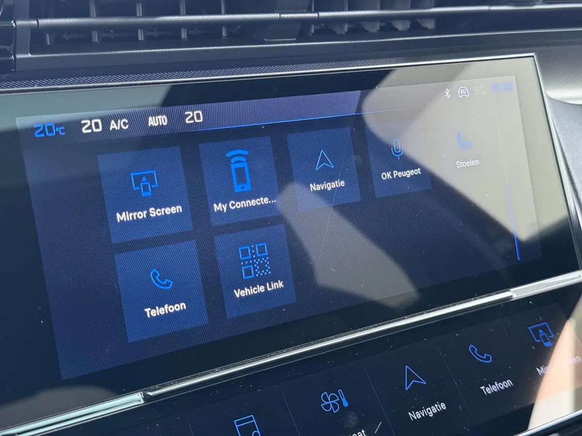 GT 58 kWh VAN:43.740,- VOOR:35.877,- UW HERFSTVOORDEEL:7.863,-NIEUWE AUTO 13KM!| FULL OPTION| PANO| FOCAL AUDIO| 360 CAMERA| ELEKTRISCHE ACHTERKLEP| ELEK. STOELEN| STOEL + STUURVERWARMING ME