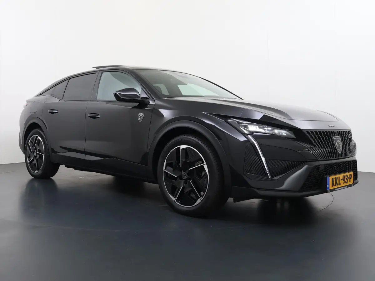 GT 58 kWh VAN:43.740,- VOOR:35.877,- UW HERFSTVOORDEEL:7.863,-NIEUWE AUTO 13KM!| FULL OPTION| PANO| FOCAL AUDIO| 360 CAMERA| ELEKTRISCHE ACHTERKLEP| ELEK. STOELEN| STOEL + STUURVERWARMING ME