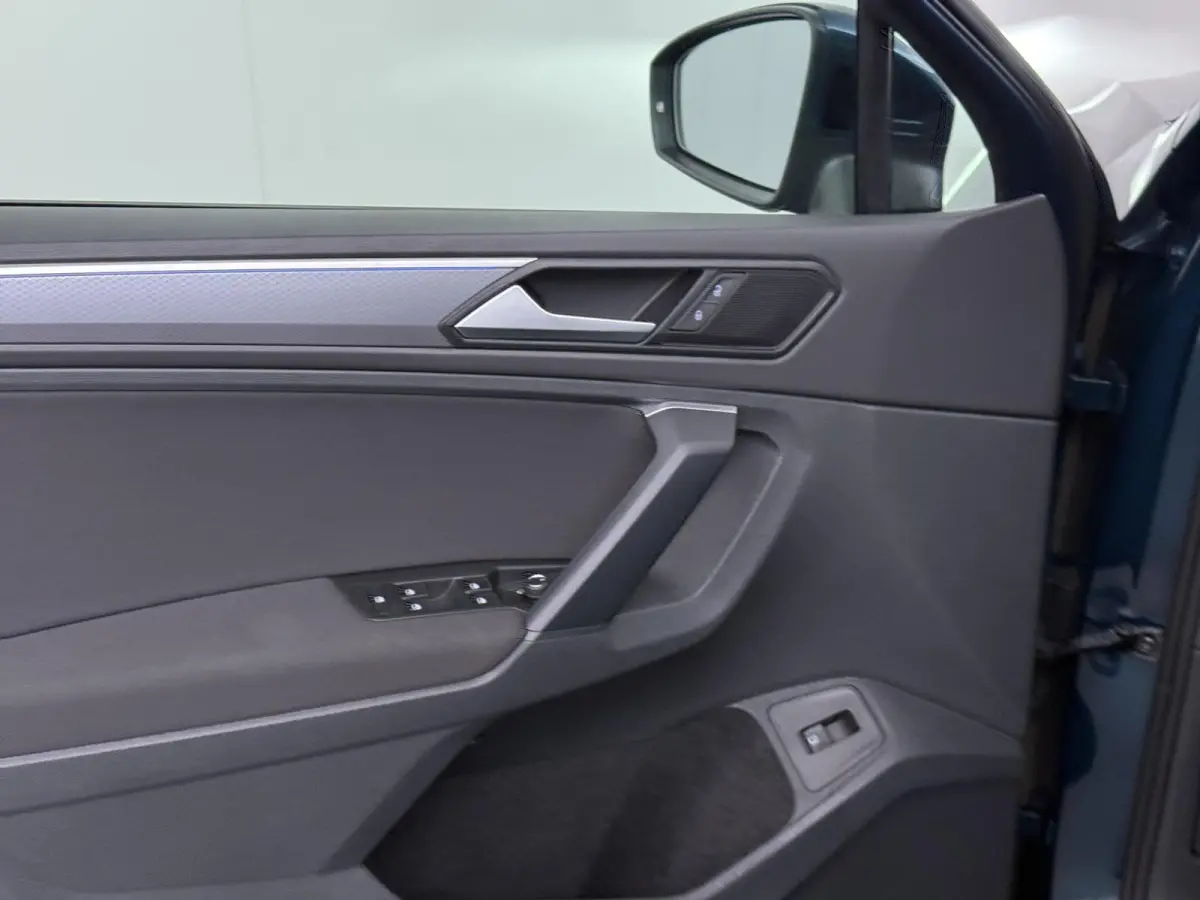 1.4 TSI eHybrid PHEV VAN:30.900,- VOOR:27.877,- UW HERFSTVOORDEEL:3.023,- DIRECT LEVERBAAR | RECENT ONDERHOUD UITGEVOERD | 360 CAMERA ZICHT | STOEL- EN STUURWIELVERWARMING | PANORAMADAK | IN