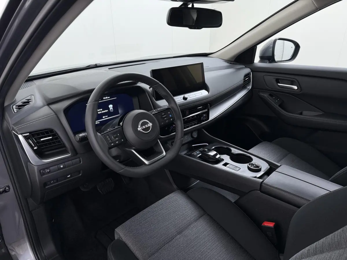 1.5 e-4orce N-Connecta Family Pack VAN:43.900,- VOOR:39.877,- UW HERFSTVOORDEEL:4.023,- NET ONDERHOUD GEHAD BIJ NISSAN!| VOLLEDIGE FABRIEKS GARANTIE TOT 03-2028 | VOOR & ACHTERSTOELEN VERWAR