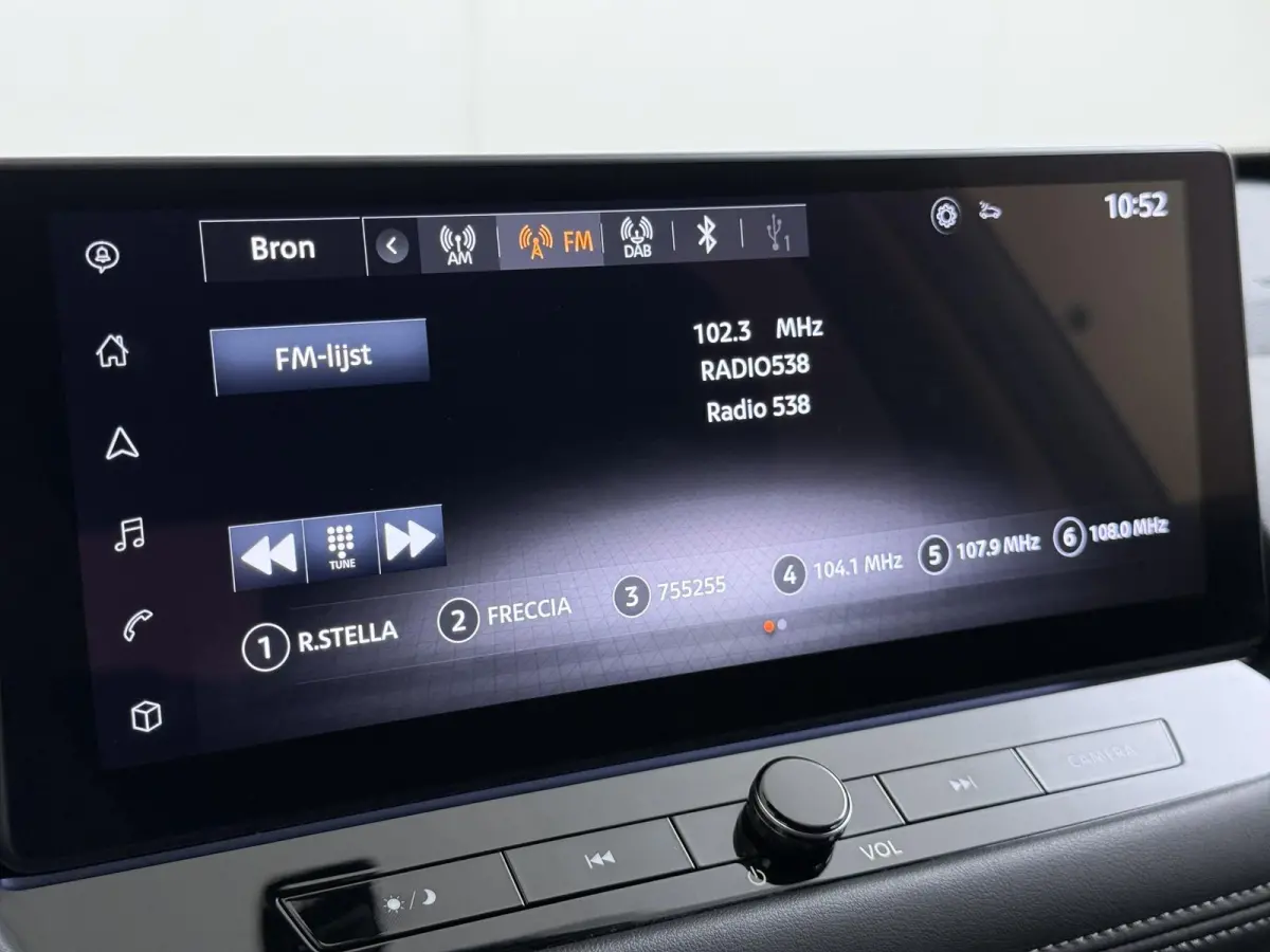 1.5 e-4orce N-Connecta Family Pack VAN:43.900,- VOOR:39.877,- UW HERFSTVOORDEEL:4.023,- NET ONDERHOUD GEHAD BIJ NISSAN!| VOLLEDIGE FABRIEKS GARANTIE TOT 03-2028 | VOOR & ACHTERSTOELEN VERWAR