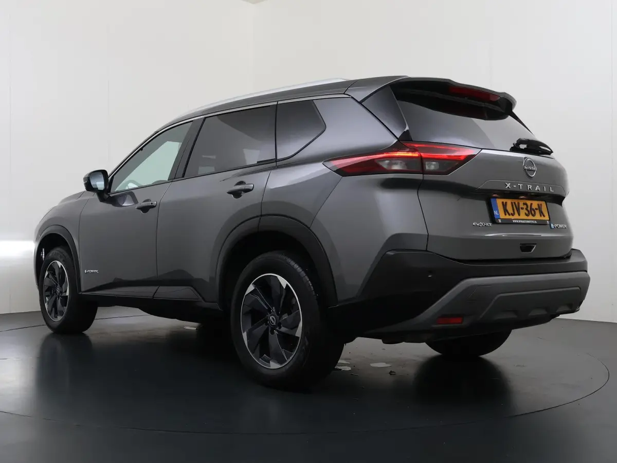 1.5 e-4orce N-Connecta Family Pack VAN:43.900,- VOOR:39.877,- UW HERFSTVOORDEEL:4.023,- NET ONDERHOUD GEHAD BIJ NISSAN!| VOLLEDIGE FABRIEKS GARANTIE TOT 03-2028 | VOOR & ACHTERSTOELEN VERWAR